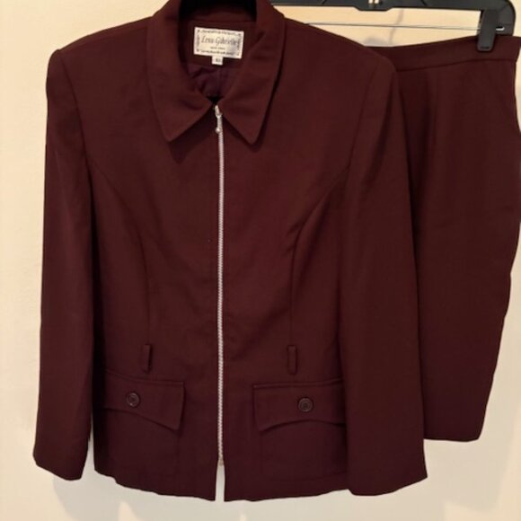 Lena Gabrielle skirt suit - Picture 4 of 4